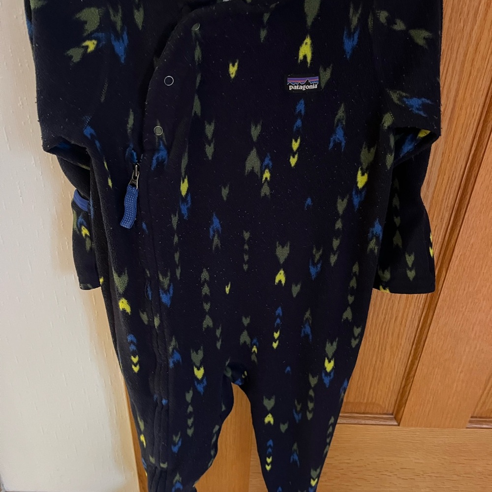 Patagonia one piece fleece bunting size 12-18 months